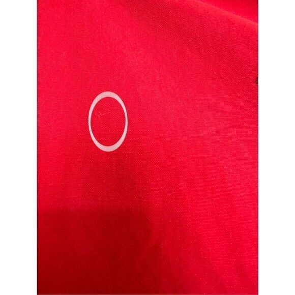 VINTAGE red cotton Christmas poinsettia tablecloth - Picture 7 of 10